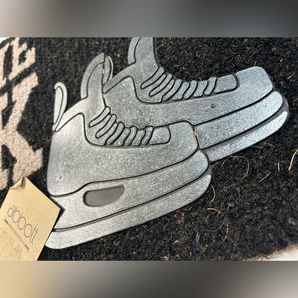 "GET THE PUCK OUT" Doormat / Heavy Duty - Picture 10 of 12
